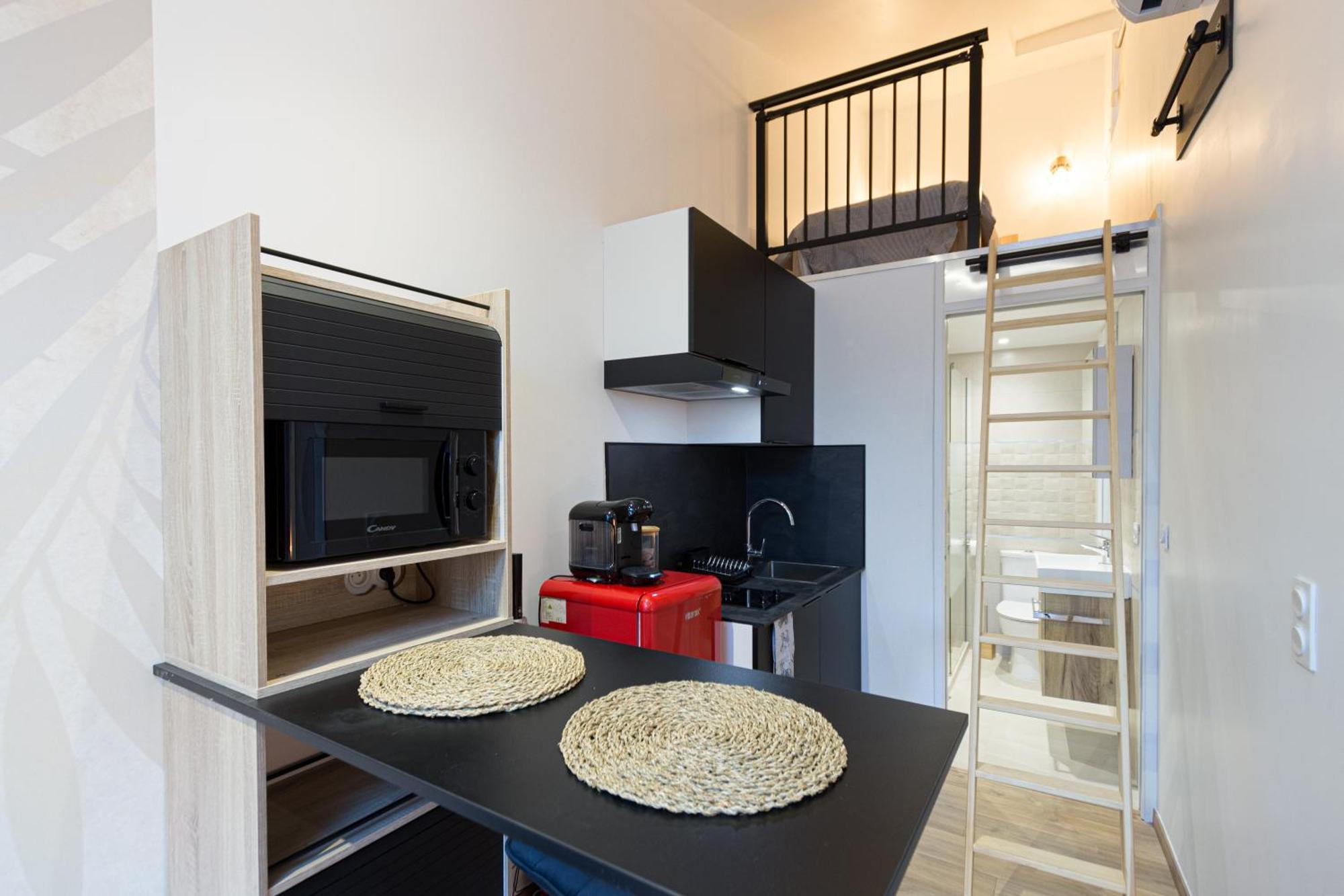 Charmant T1 Mezzanine Neuf Clim 06 - Centre Ville مونبيلييه المظهر الخارجي الصورة